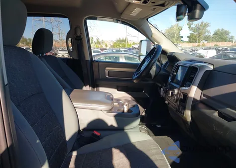 2018 Ram 1500 Big Horn 4X4 6'4 Box из США, поврежденный, VIN 1C6RR7TT4JS348487